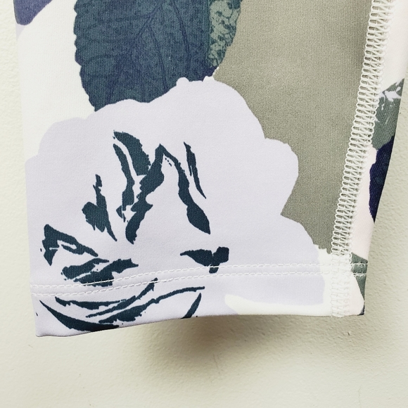 Apana 7/8 Floral Combo Leggings Medium NWT - Picture 4 of 9